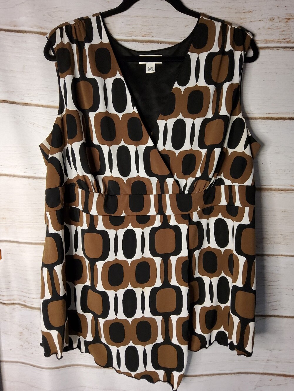 Cato Geometric Brown Black White Sleeveless V-Neck Blouse